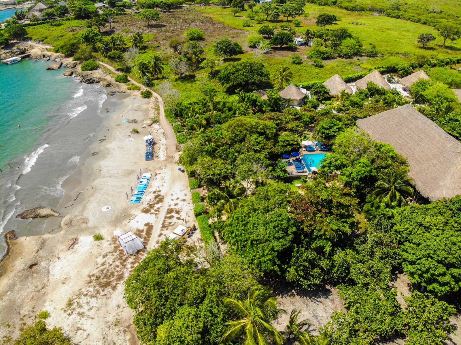 Blue Apple Beach House Mansion Full Photo 27