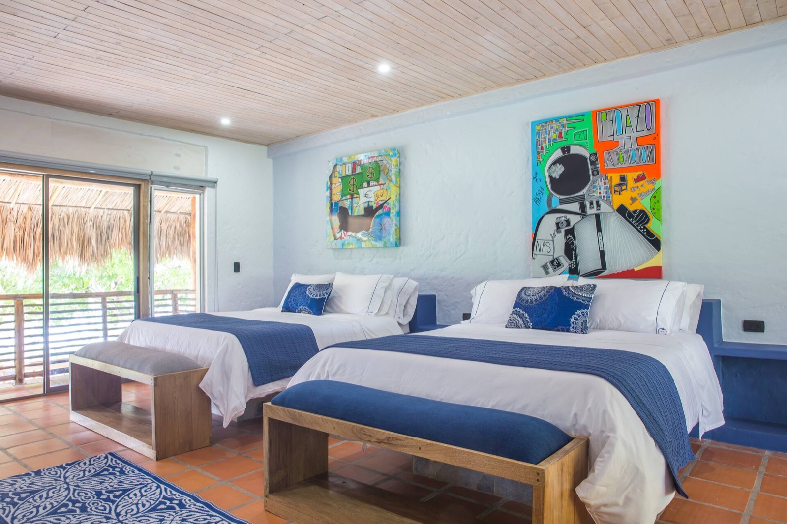 Blue Apple Beach House Mansion Full Photo 28