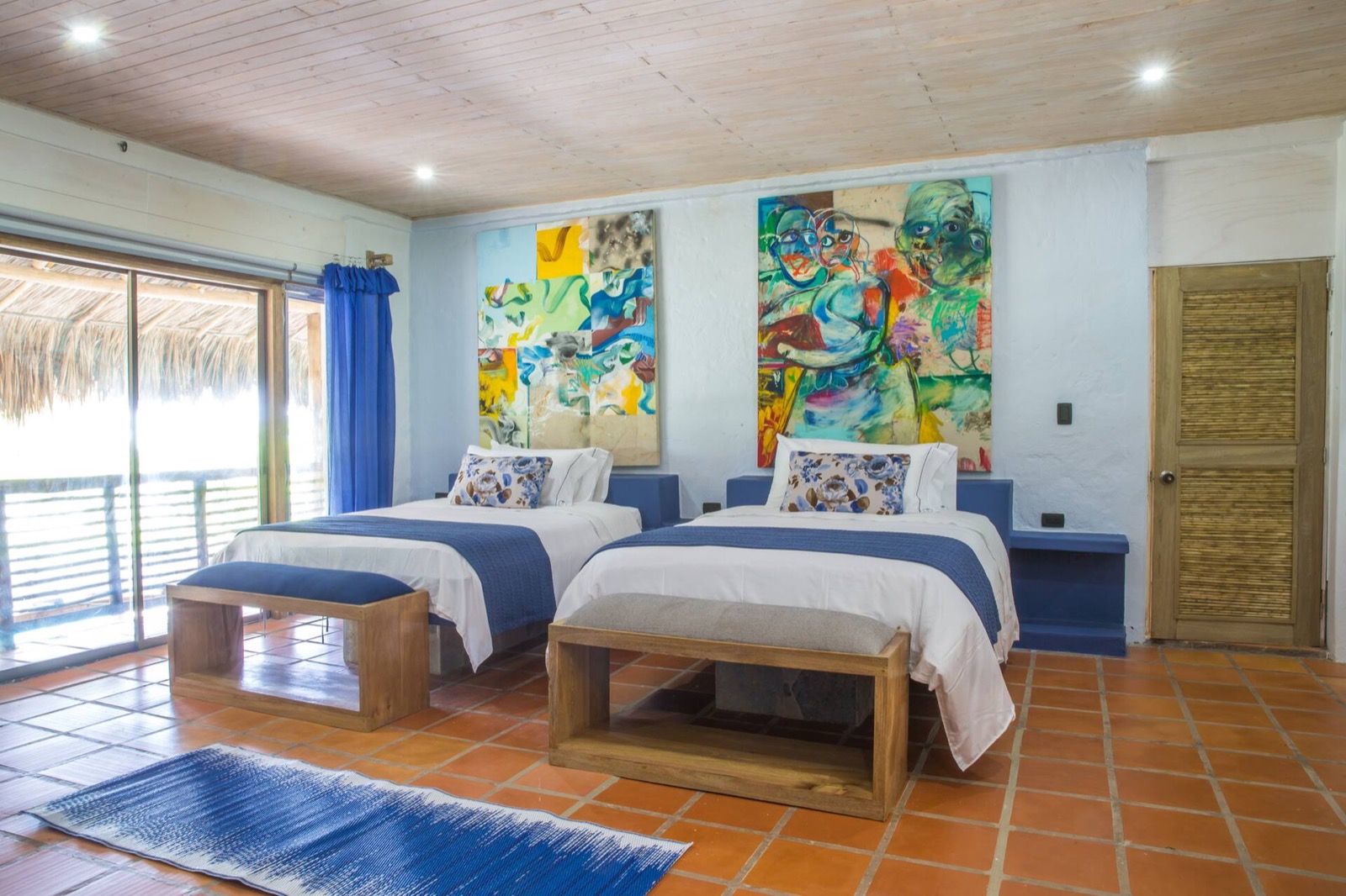 Blue Apple Beach House Mansion Full Photo 33