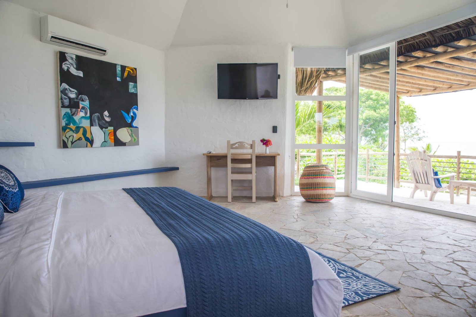 Blue Apple Beach House Mansion Full Photo 36