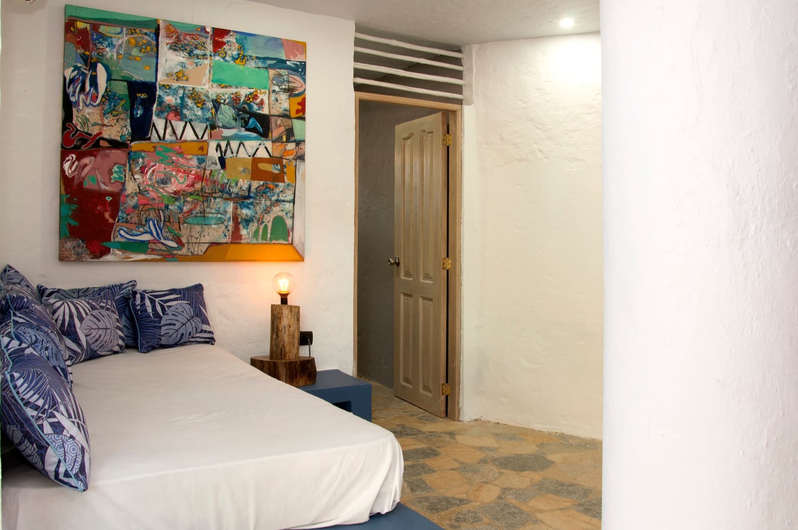Blue Apple Beach House Mansion Full Photo 38