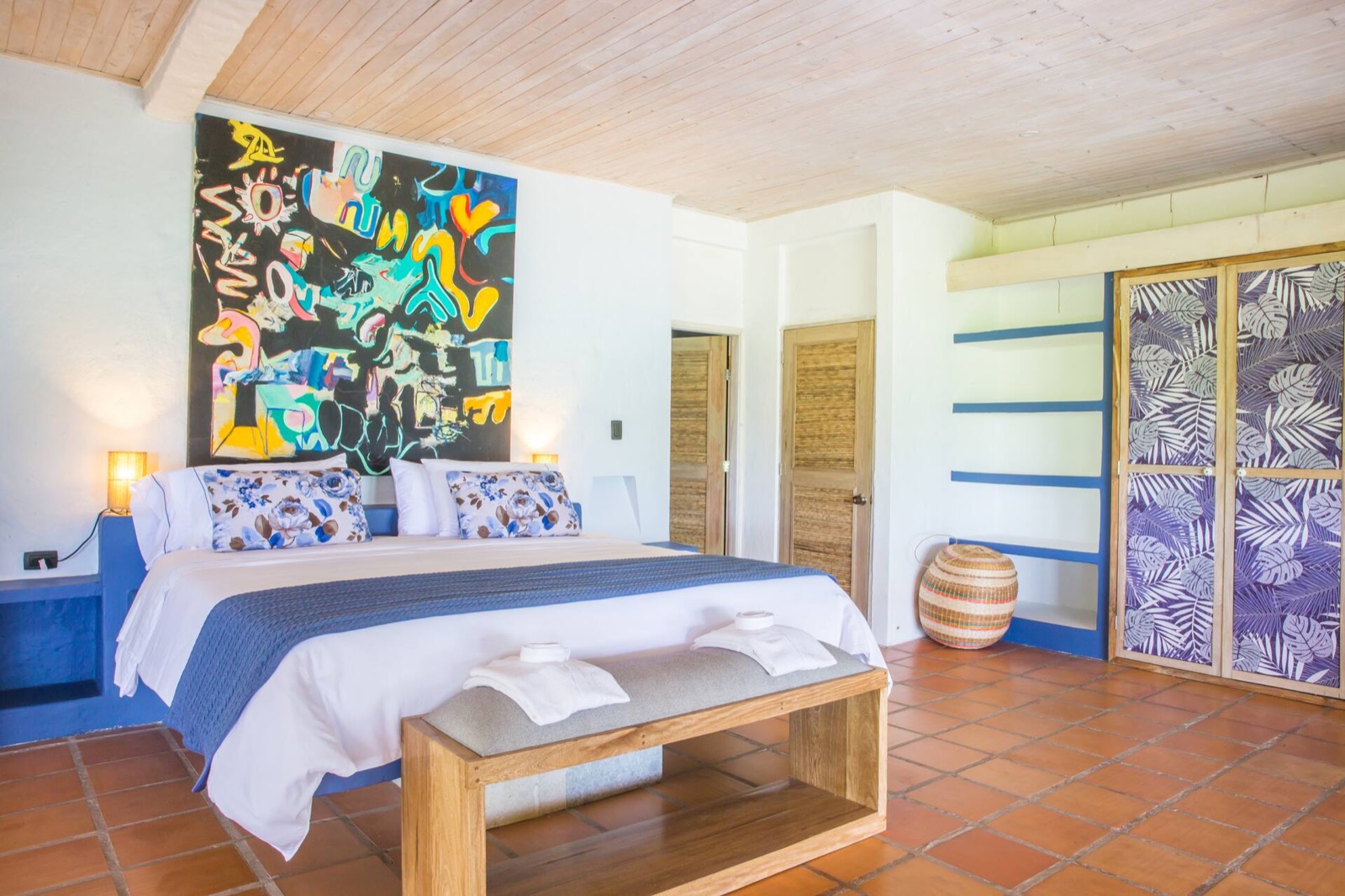 Blue Apple Beach House Mansion Full Photo 39