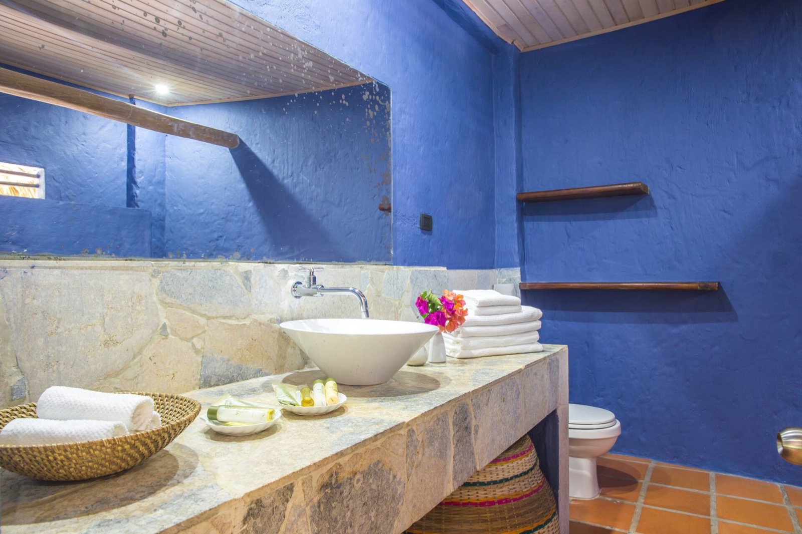 Blue Apple Beach House Mansion Full Photo 45
