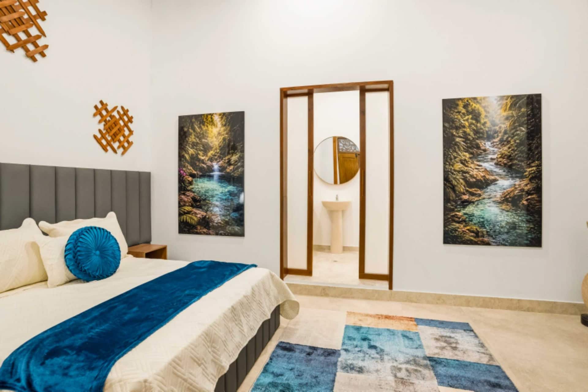 La Aurea 7BR Luxury Oasis | Pool & Jacuzzi Full Photo 18