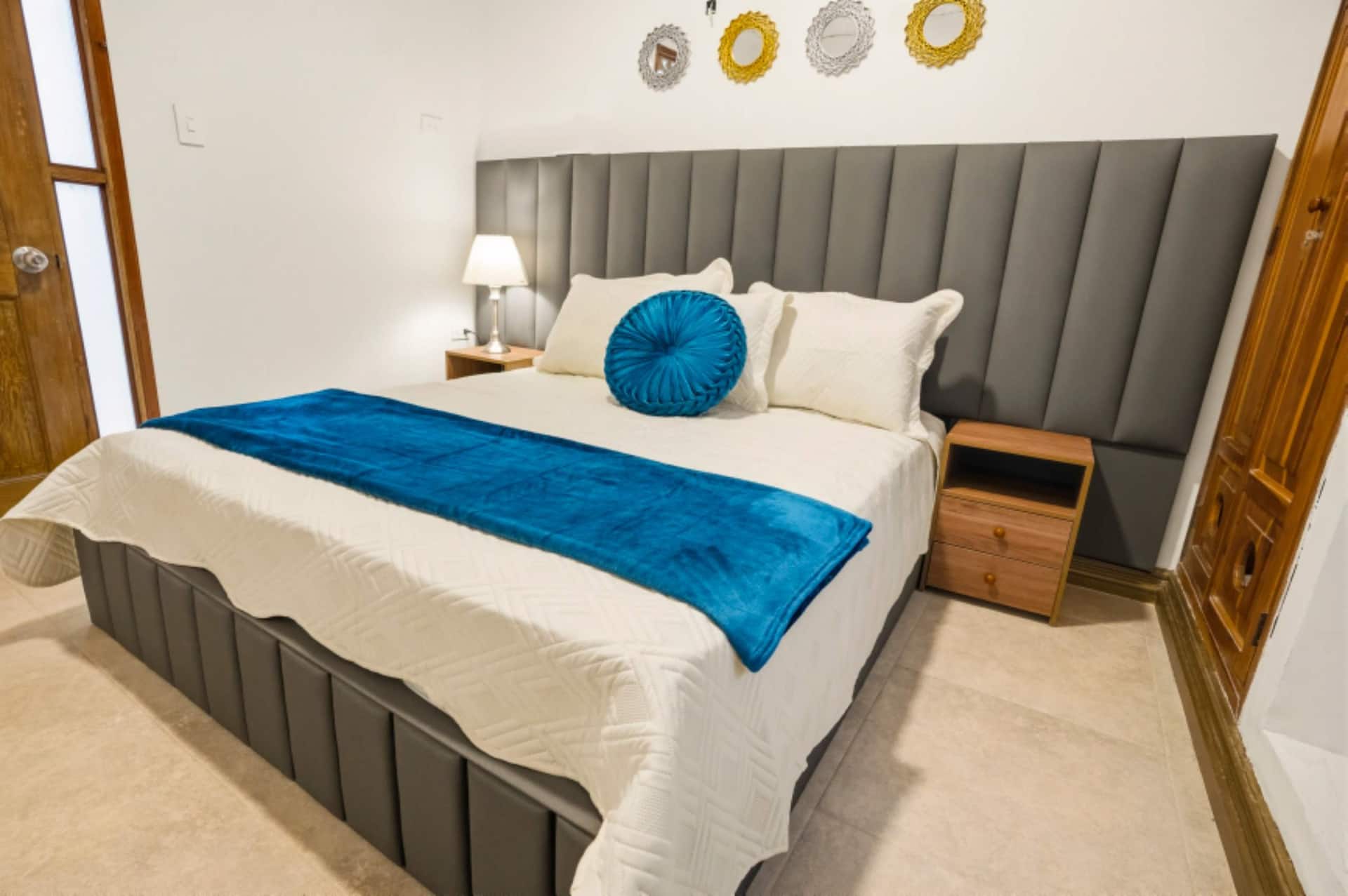 La Aurea 7BR Luxury Oasis | Pool & Jacuzzi Full Photo 20