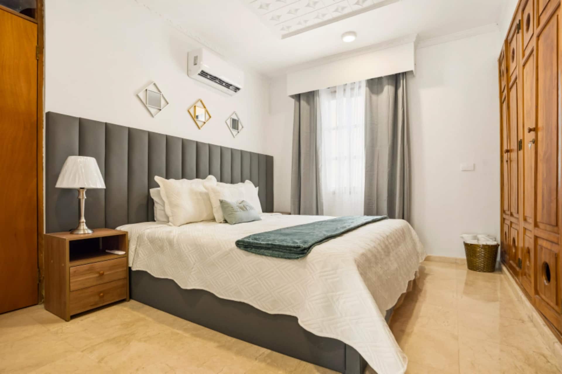 La Aurea 7BR Luxury Oasis | Pool & Jacuzzi Full Photo 22