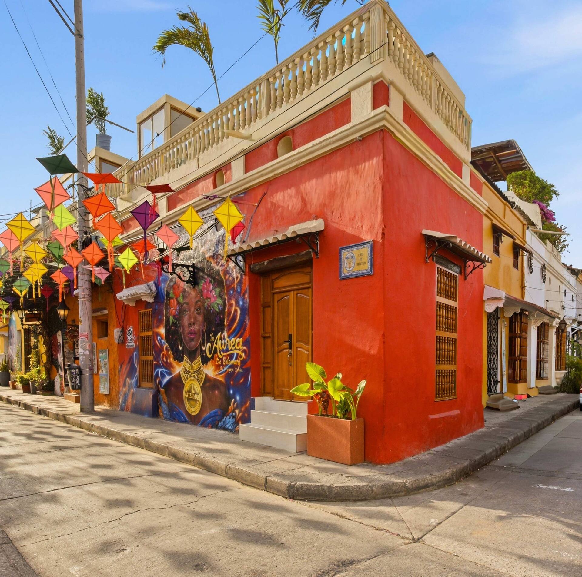 Getsemani Rooftop Pool Paradise | Luxury 5BR Photo 5
