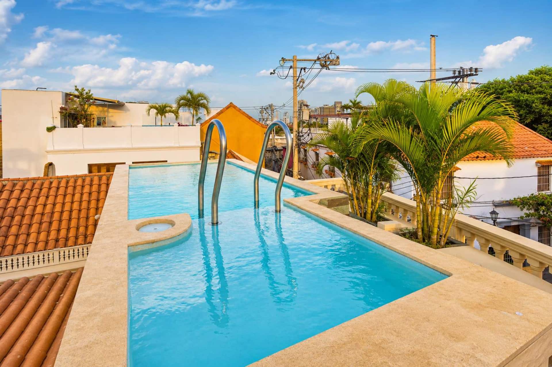 Getsemani Rooftop Pool Paradise | Luxury 5BR Full Photo 6