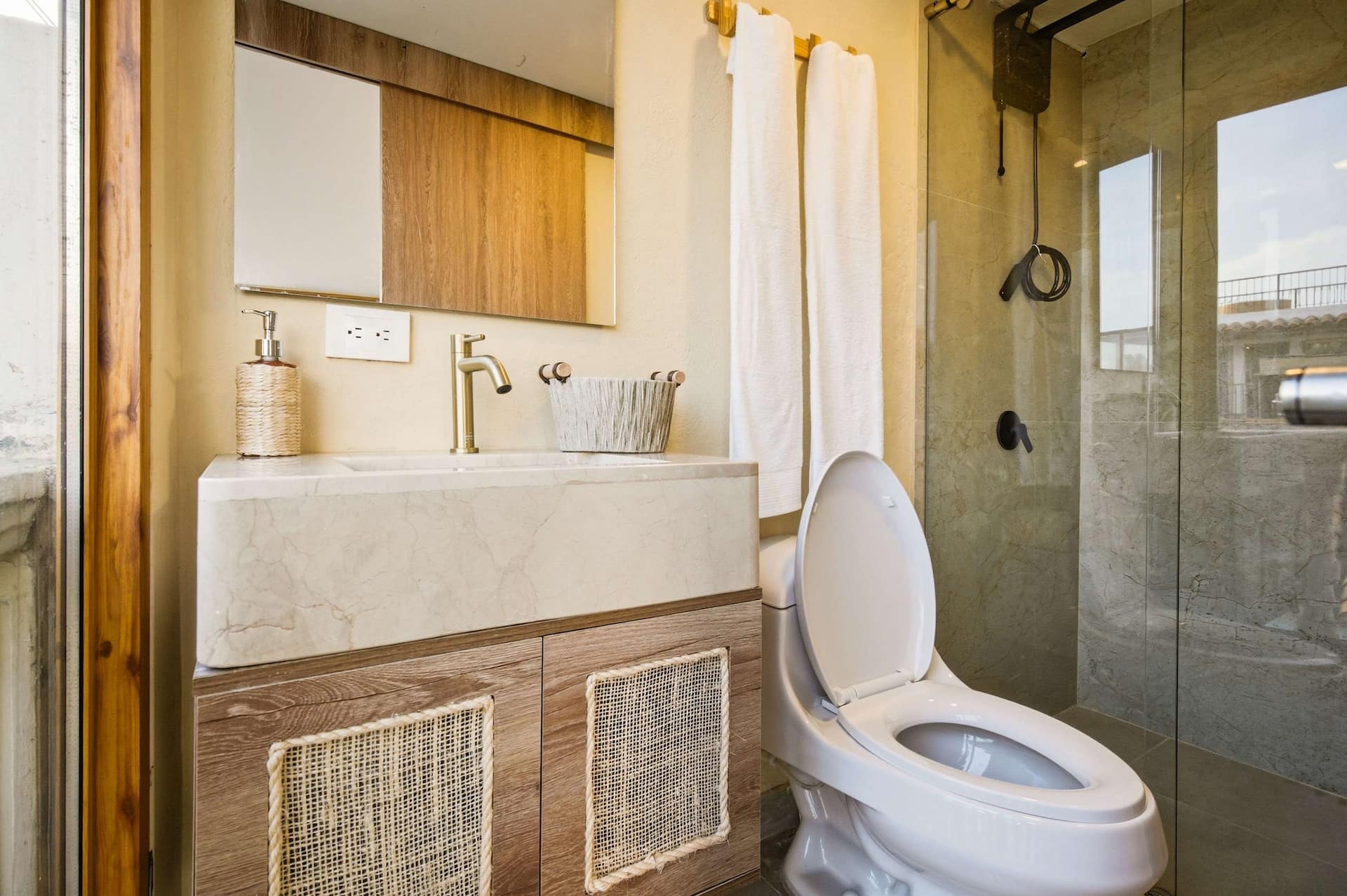 Getsemani Rooftop Pool Paradise | Luxury 5BR Full Photo 34