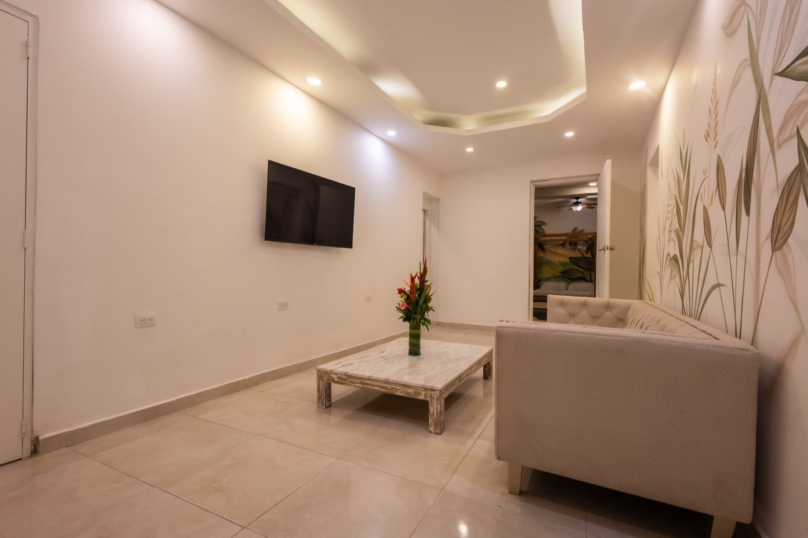 Beautiful 13 BR House in Old City Newly Renovated Full Photo 7