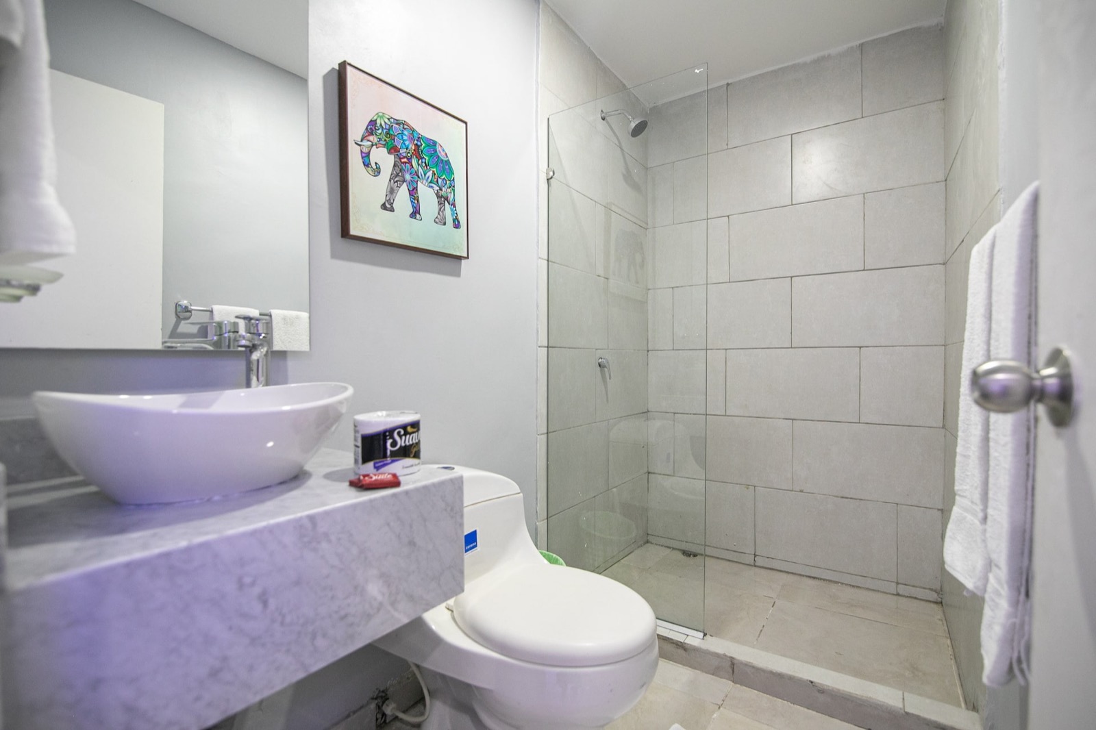 Beautiful 13 BR House in Old City Newly Renovated Full Photo 31