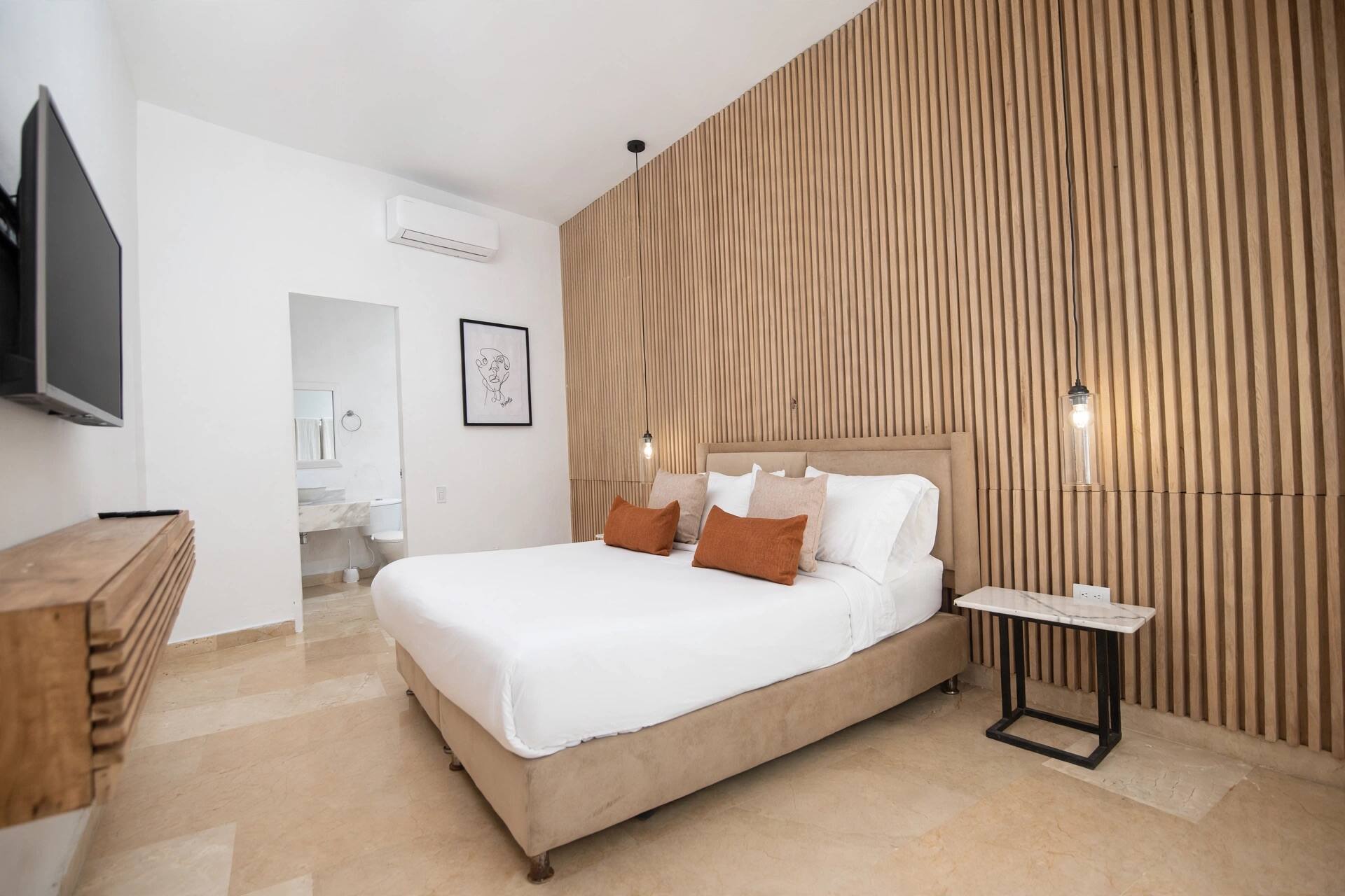Charming Bedroom in Casa Escallon Pool & Jacuzzi