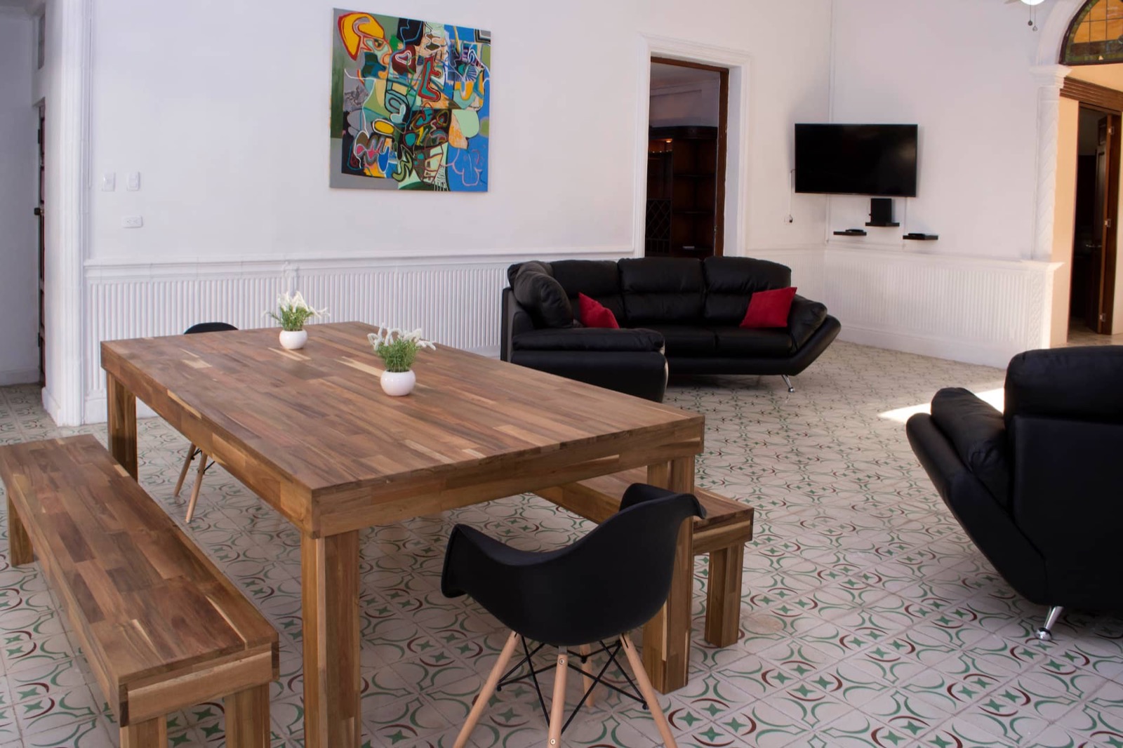 Beautiful 11 Bedroom Mansion near the Old City Photo 4