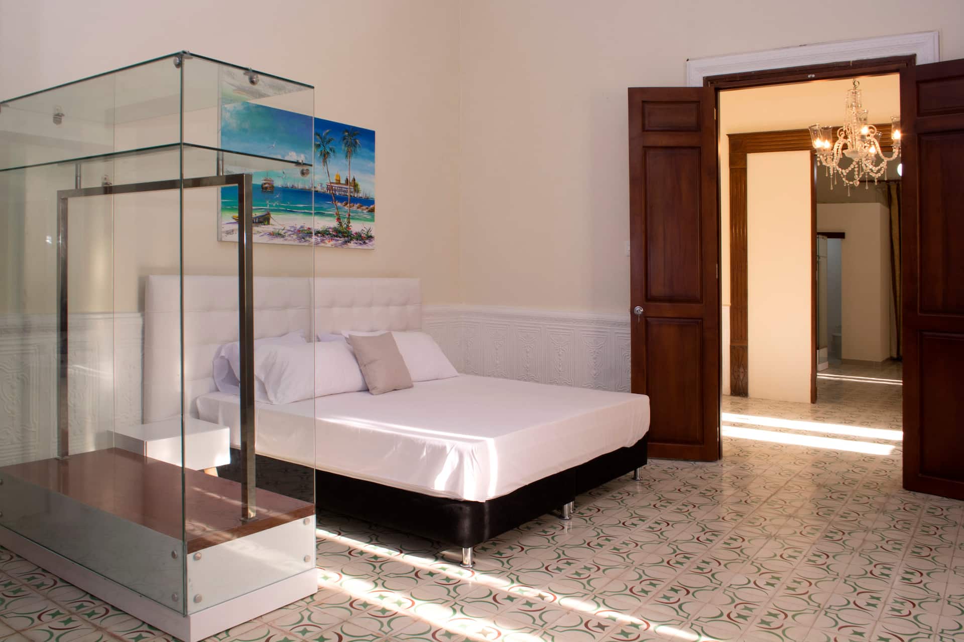 Beautiful 11 Bedroom Mansion near the Old City Full Photo 8