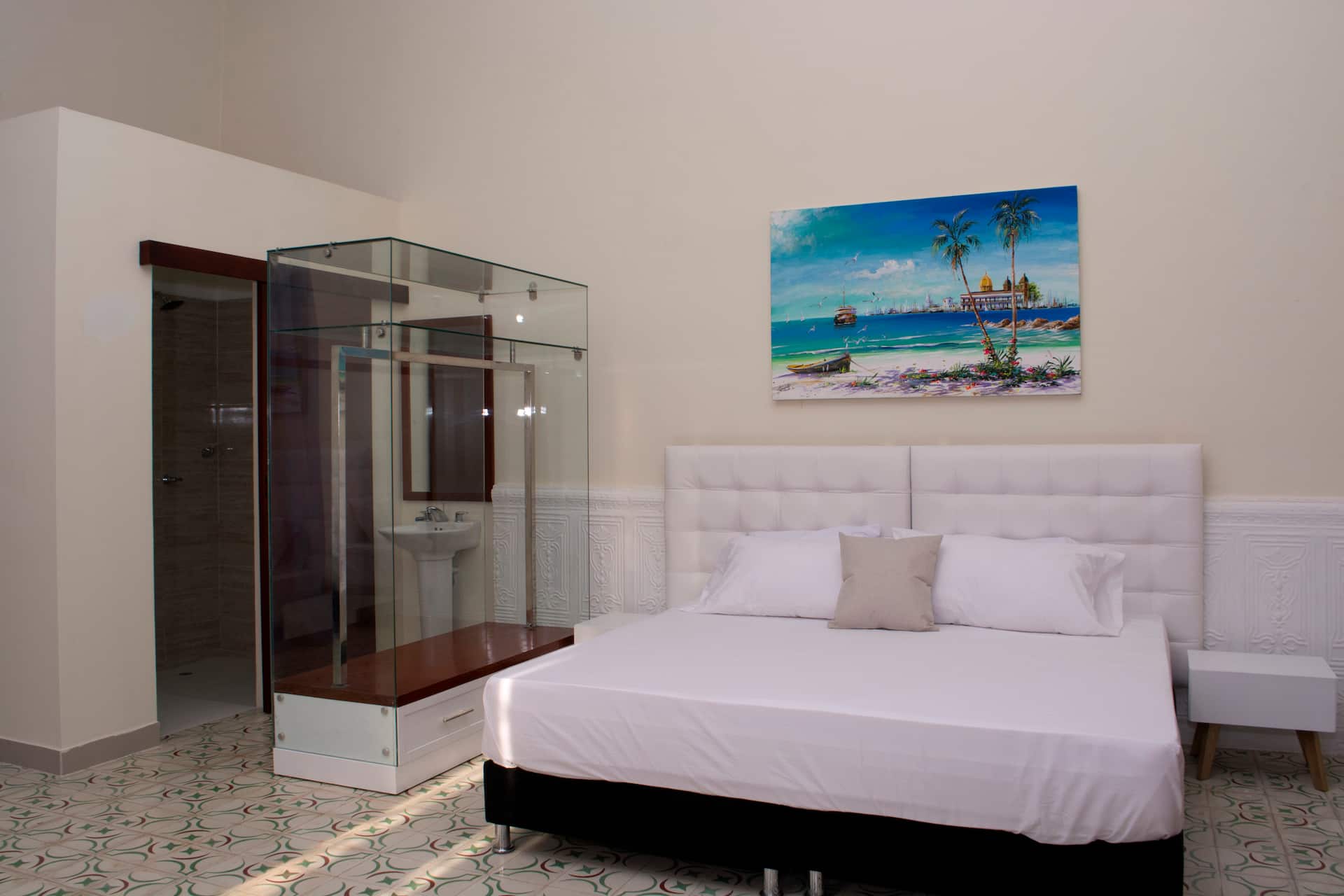 Beautiful 11 Bedroom Mansion near the Old City Full Photo 9