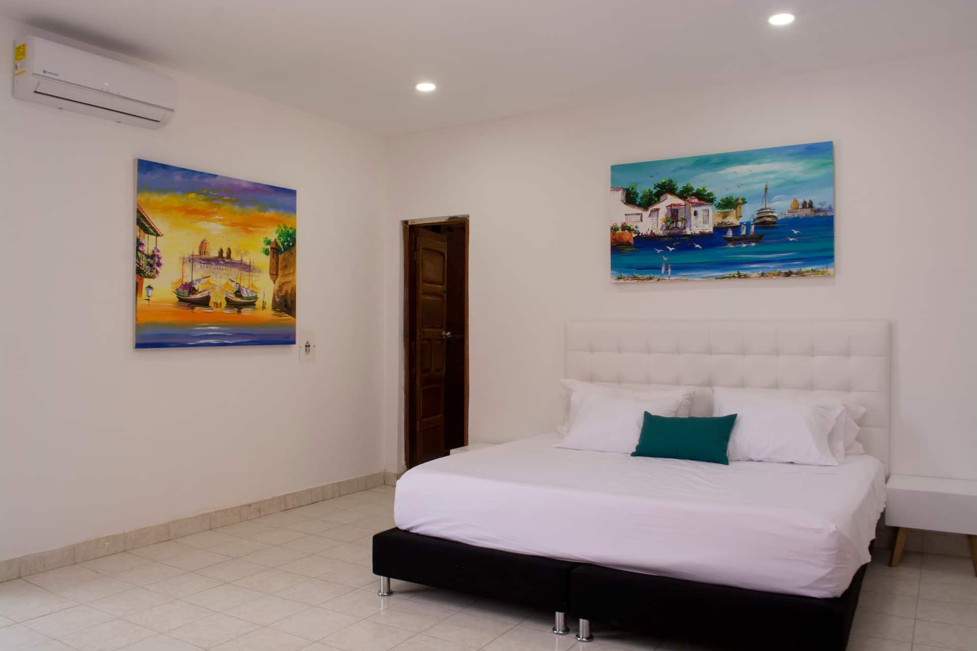 Beautiful 11 Bedroom Mansion near the Old City Full Photo 20