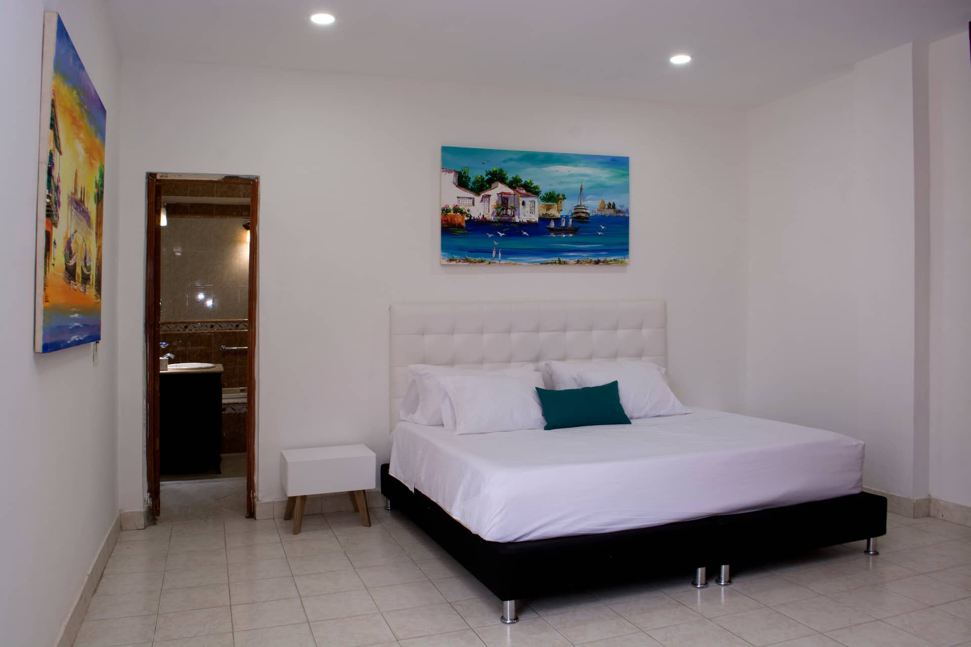 Beautiful 11 Bedroom Mansion near the Old City Full Photo 21