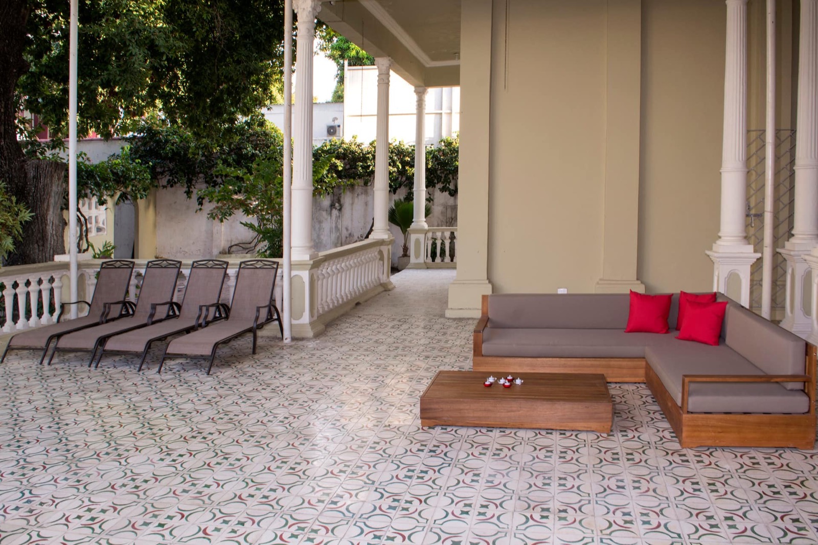 Beautiful 11 Bedroom Mansion near the Old City Full Photo 40