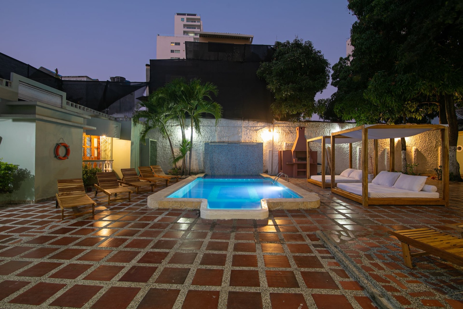 Beautiful 11 Bedroom Mansion near the Old City Full Photo 43