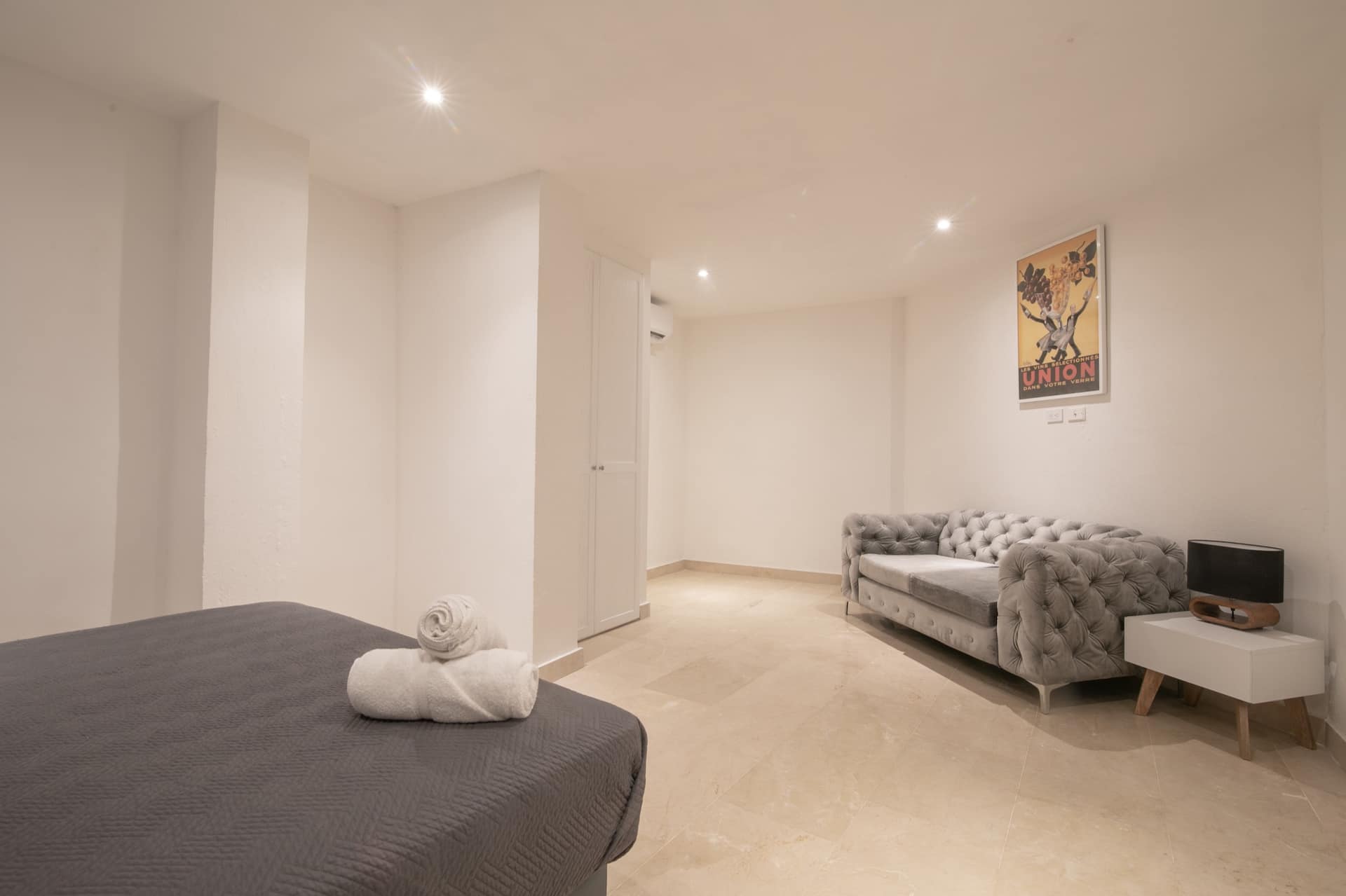 15 Bedroom Villa in the Old City Full Photo 13