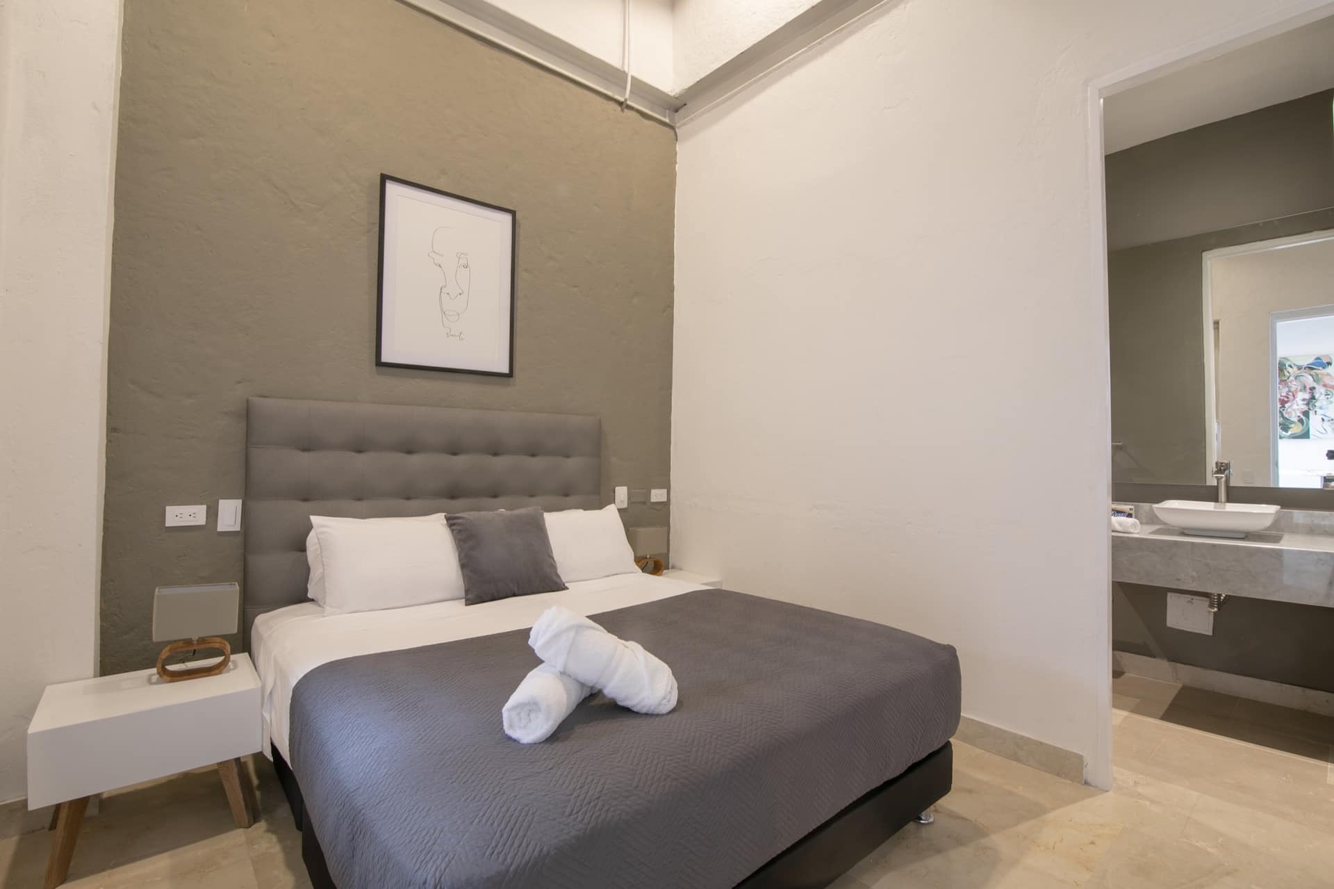 15 Bedroom Villa in the Old City Full Photo 26