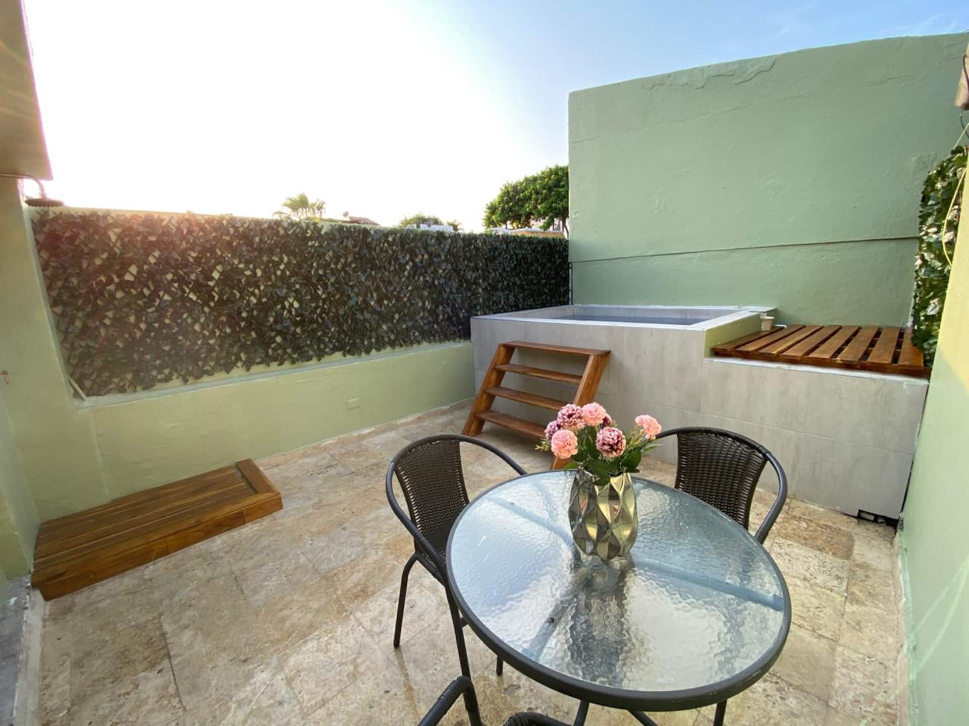 Beautiful 3 Bedroom Old City House