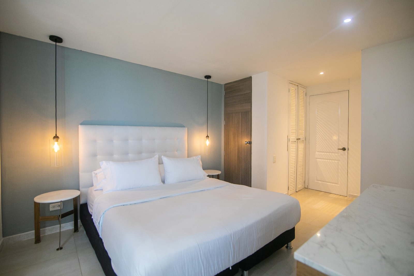 Gallery 201 - Beach Apartment Photo 5
