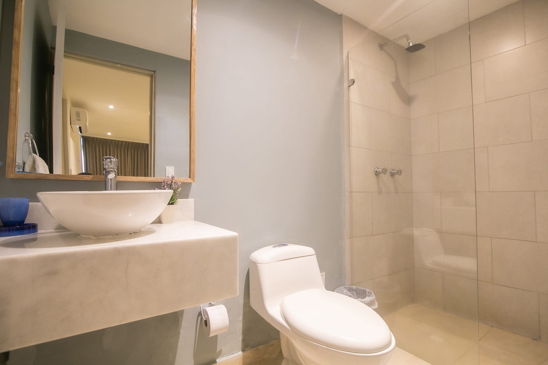 Gallery 402 - 1 BR Stunning Apartment in Bocagrande Full Photo 10