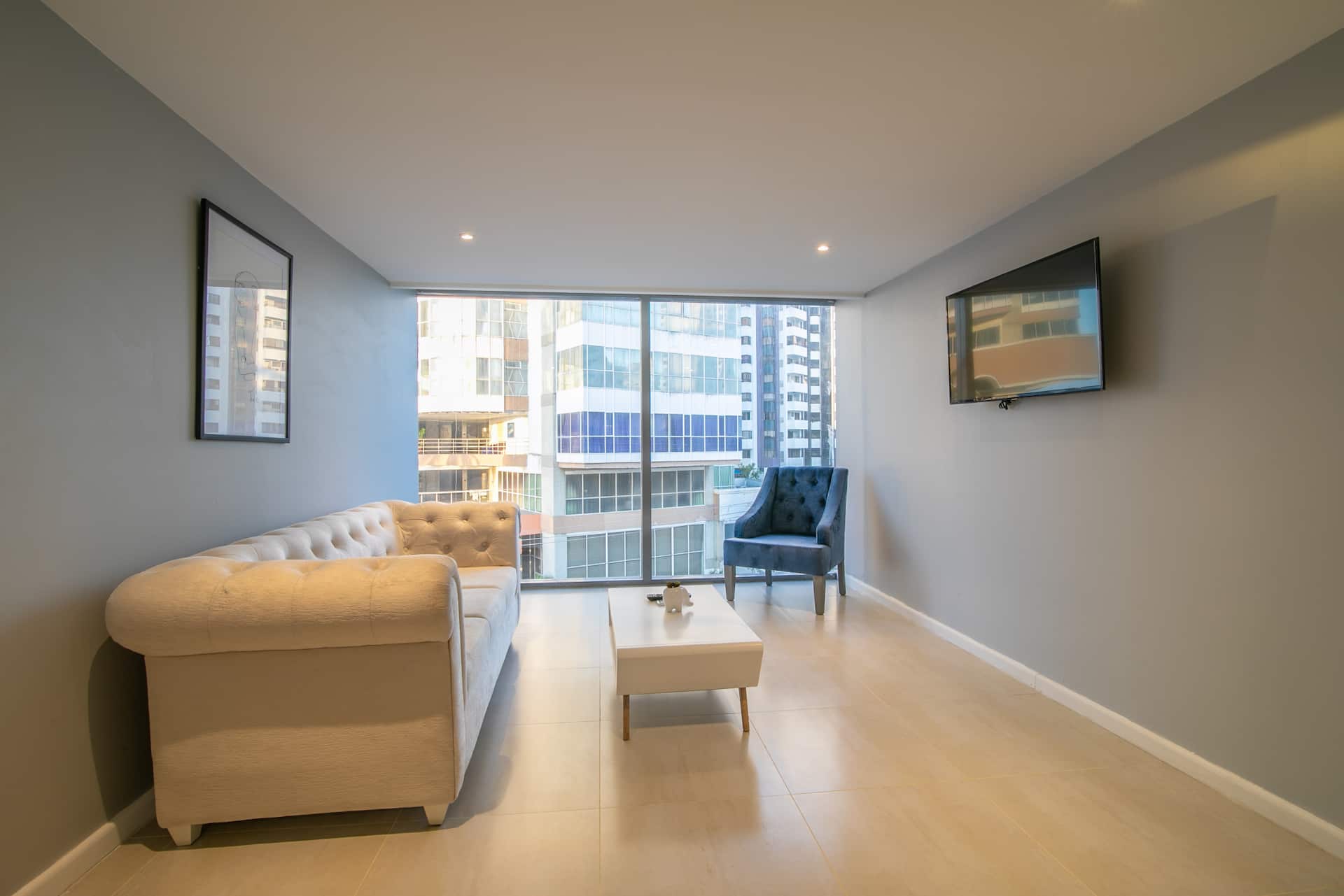 Gallery 302 - 1 BR Charming Apartment in Bocagrande