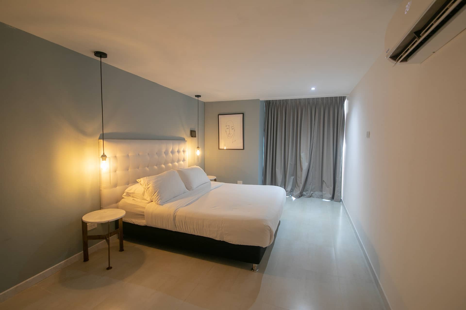 Gallery 302 - 1 BR Charming Apartment in Bocagrande Photo 5