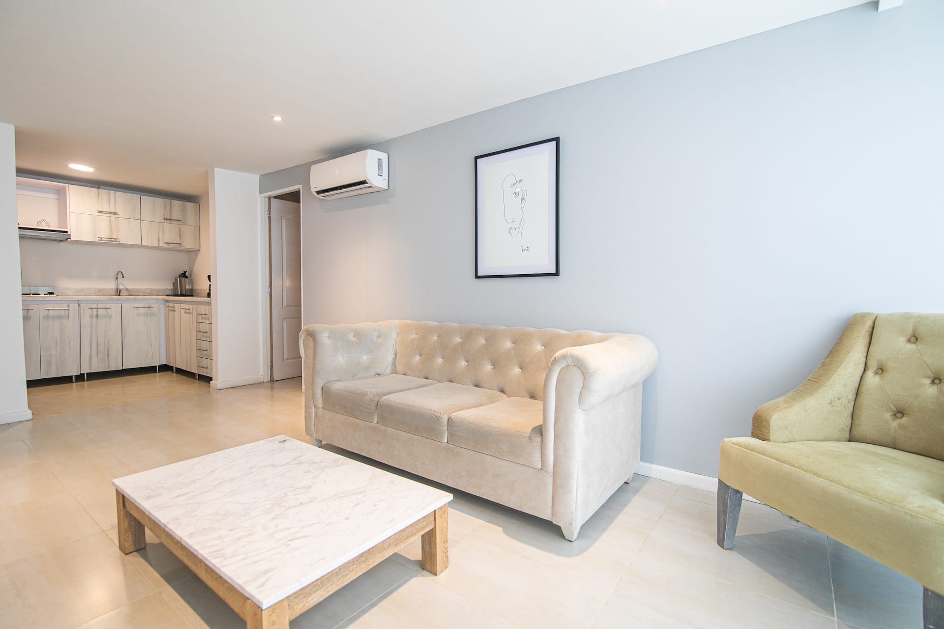 Gallery 502 - Beach Apartment
