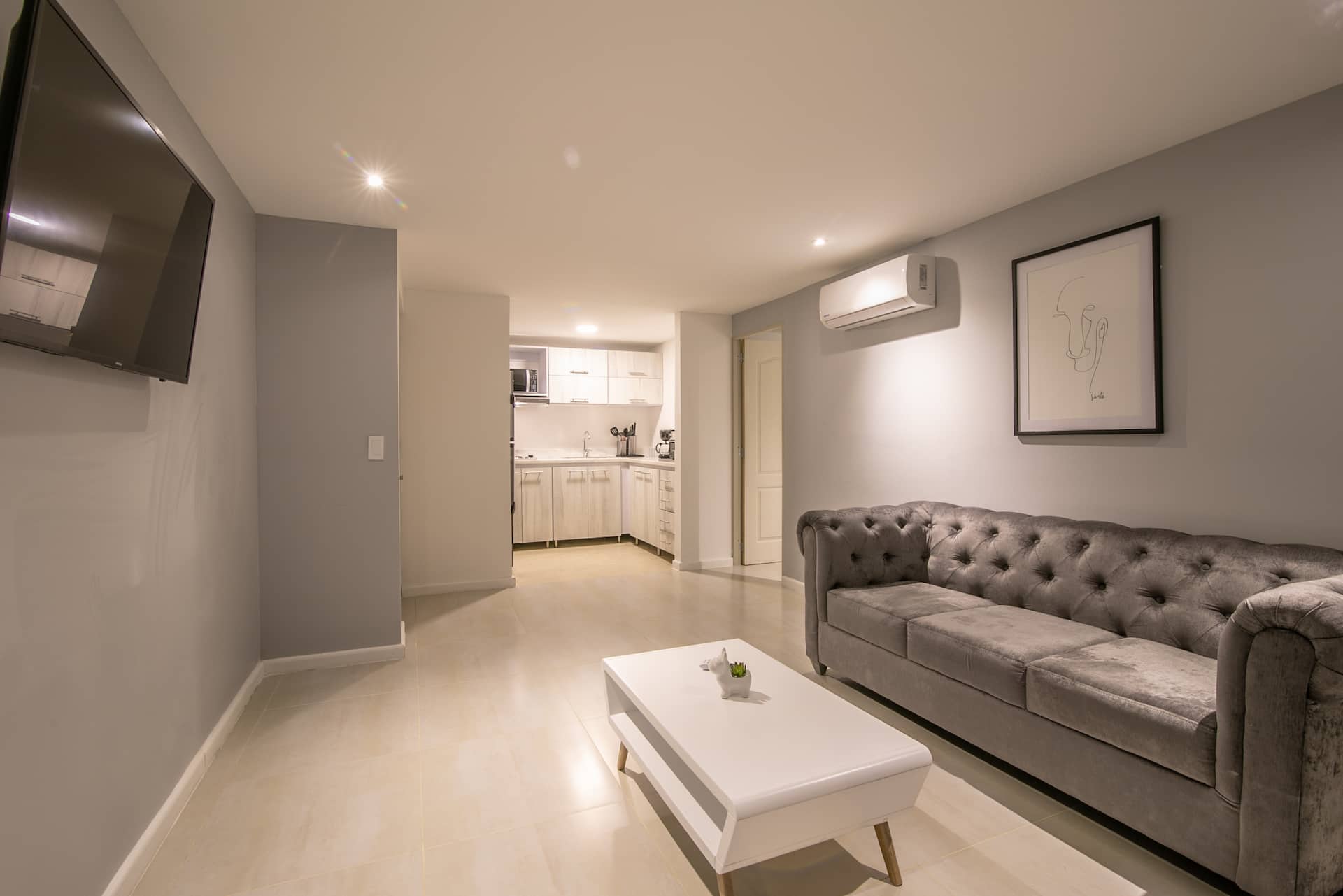 Gallery 602 - Charming 1 BR Apartment in Bocagrande