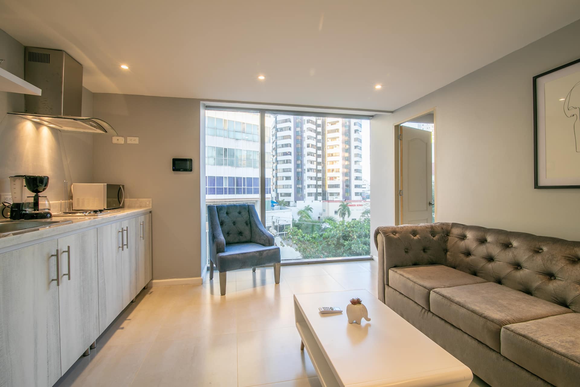 Gallery 301 - Brand New 1 BR Apartment in Bocagrande