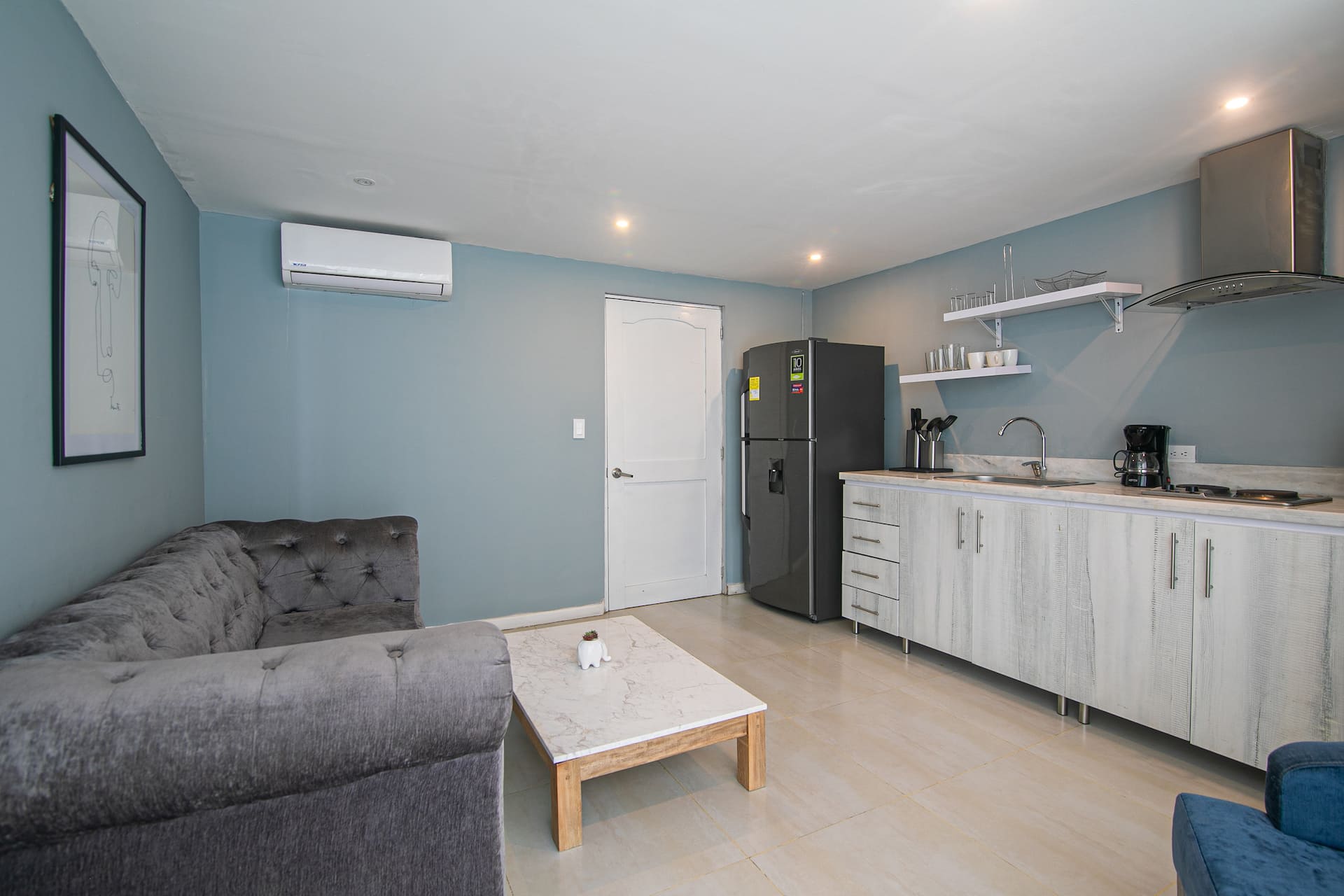 Gallery 301 - Brand New 1 BR Apartment in Bocagrande Photo 5