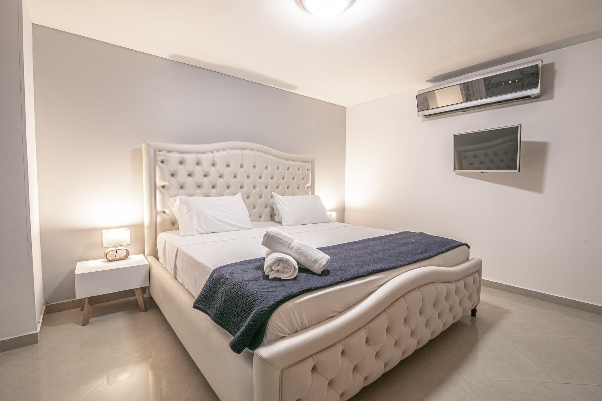 Laguito 8-Bedroom Penthouse Full Photo 14