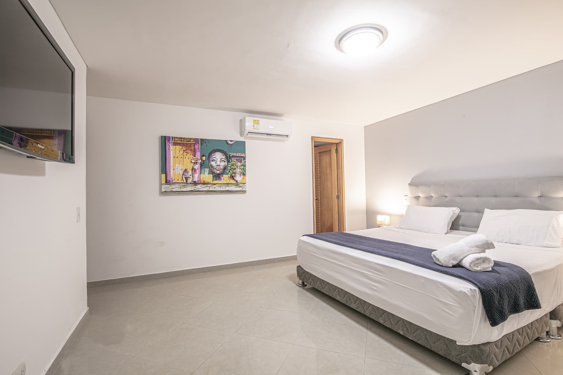 Laguito 8-Bedroom Penthouse Full Photo 18