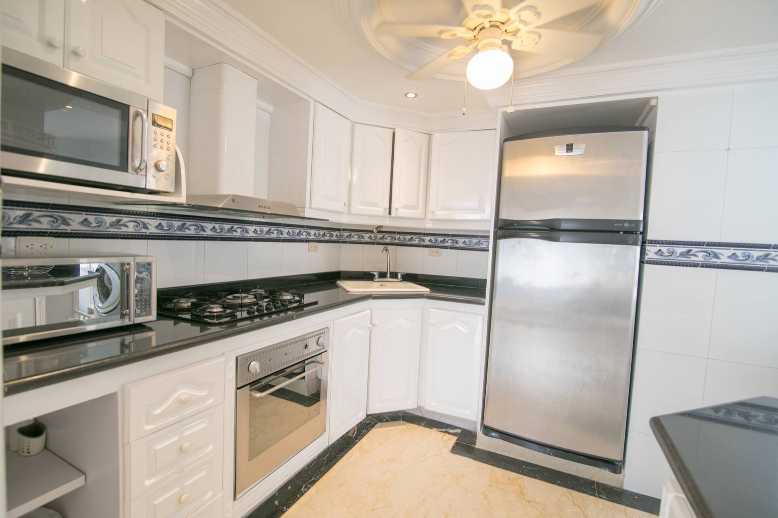 Laguito 8-Bedroom Penthouse Full Photo 29