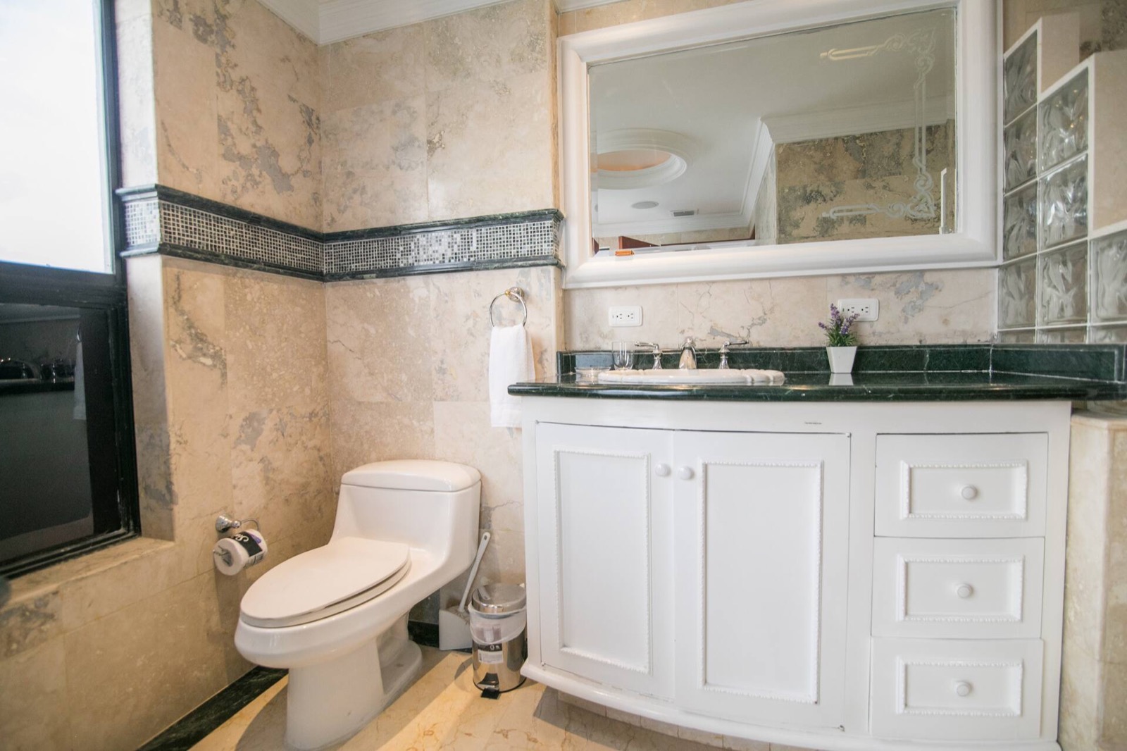 Laguito 8-Bedroom Penthouse Full Photo 35
