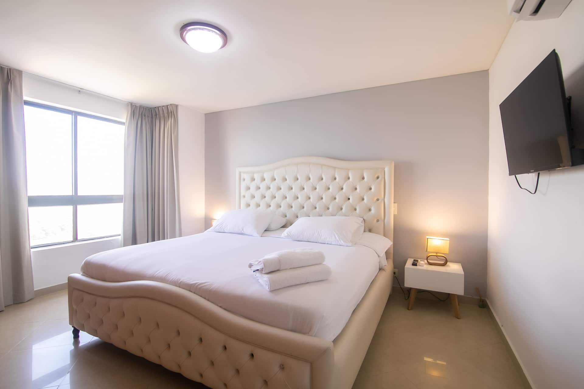 4 Bedroom Luxury Penthouse with Private Jacuzzi Full Photo 8