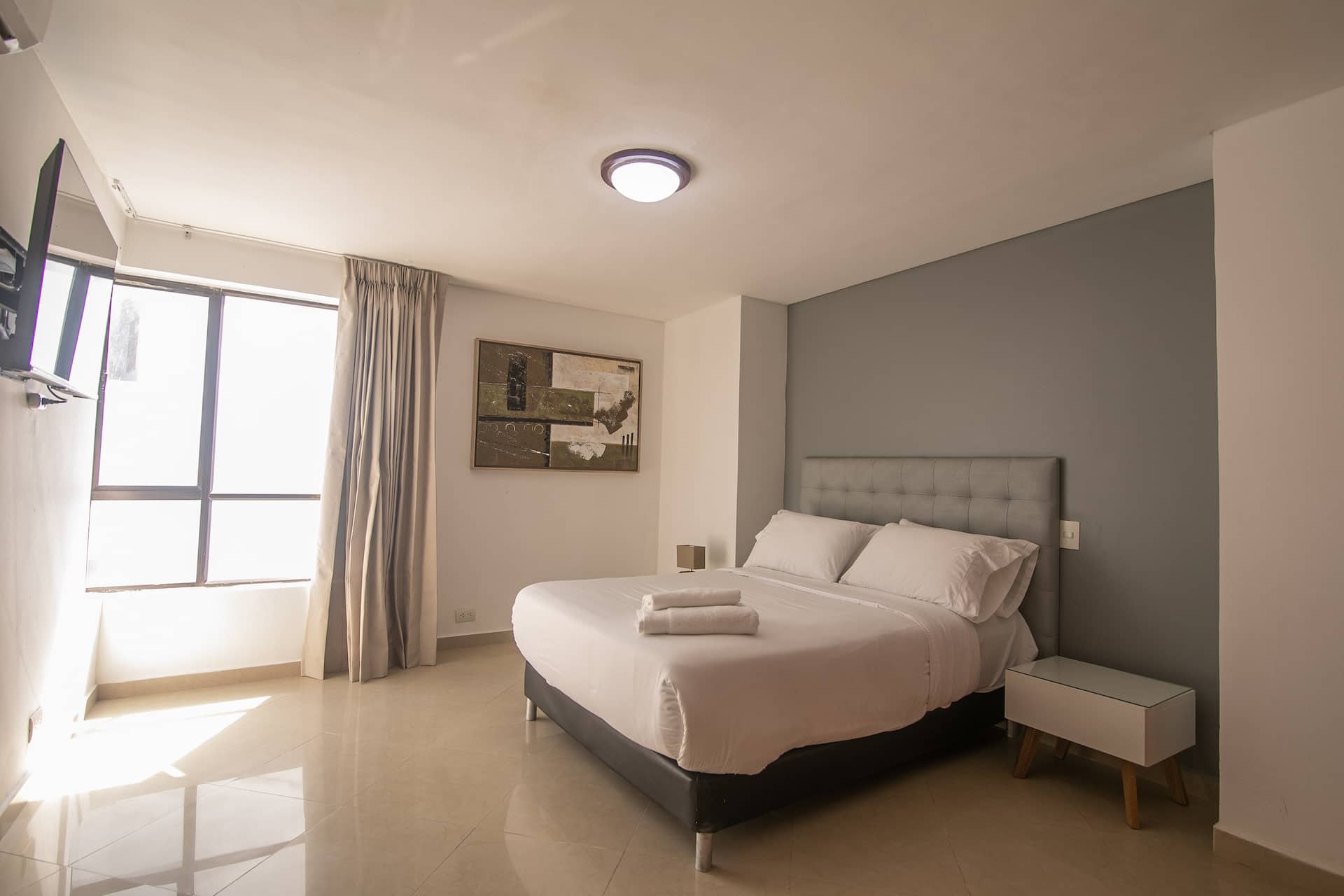 4 Bedroom Luxury Penthouse with Private Jacuzzi Full Photo 12