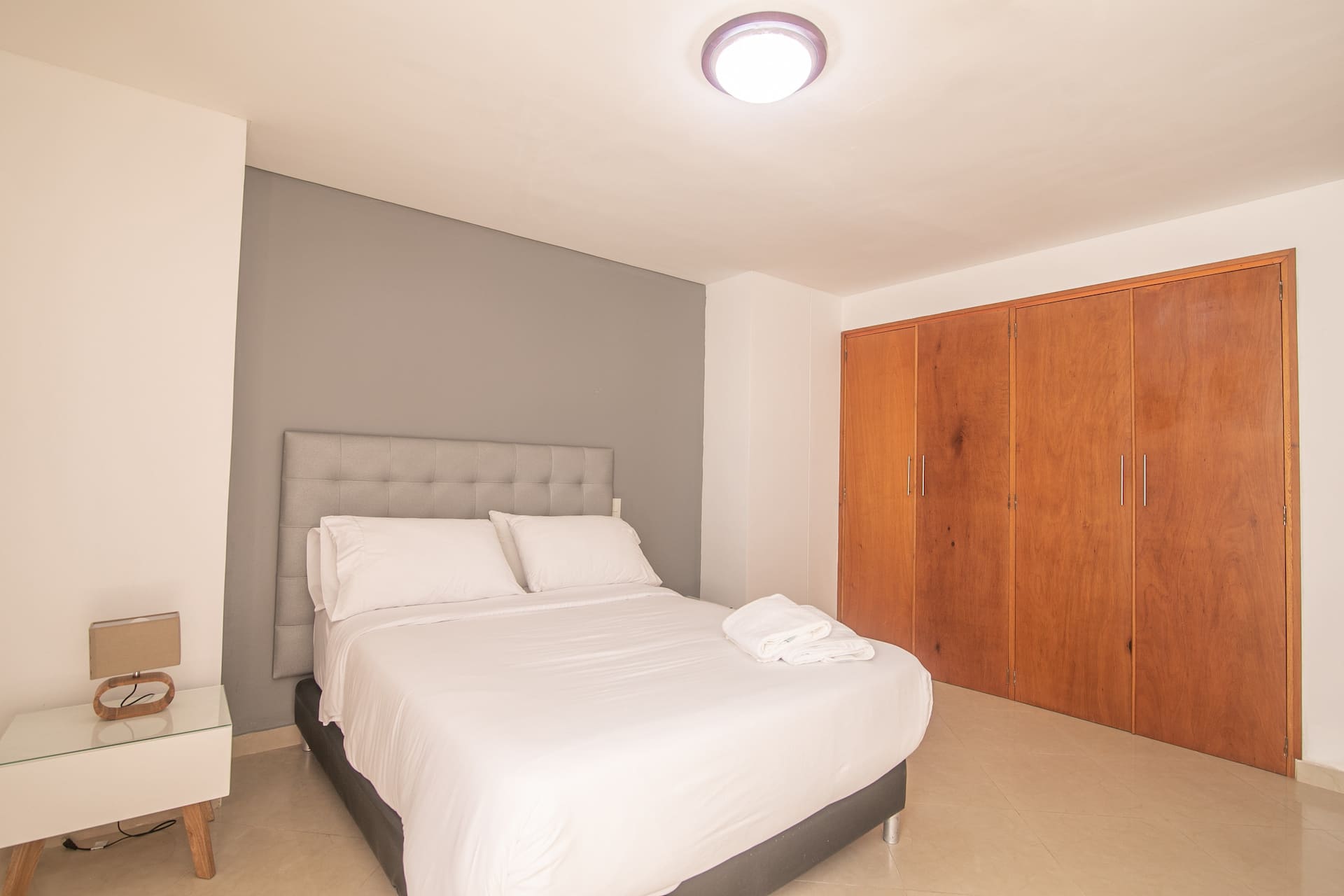 4 Bedroom Luxury Penthouse with Private Jacuzzi Full Photo 14