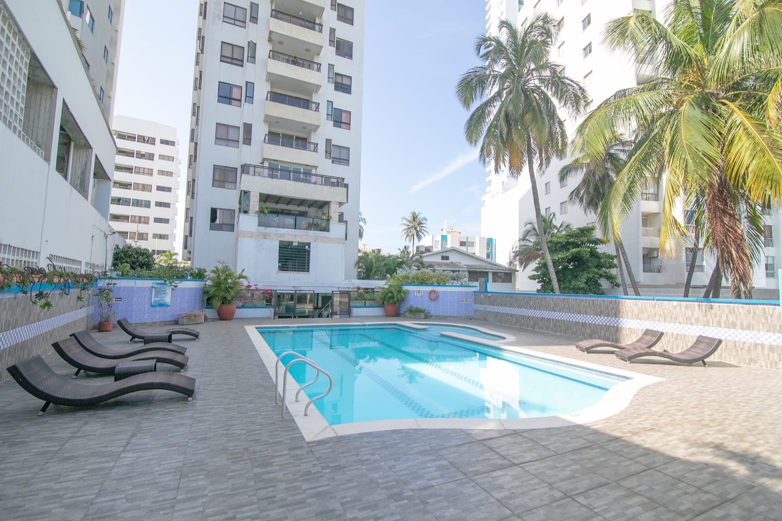 4 Bedroom Luxury Penthouse with Private Jacuzzi Full Photo 26