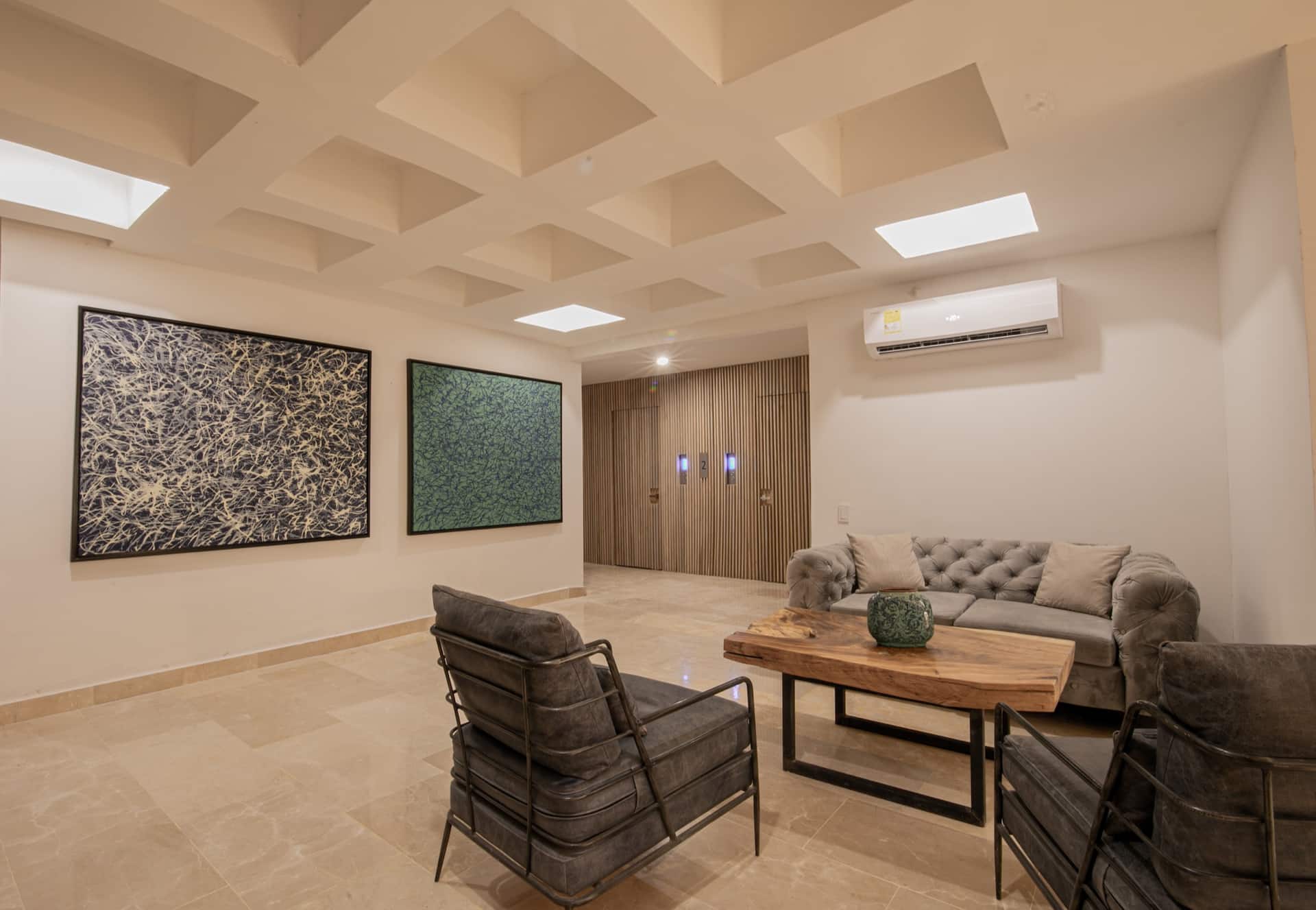 7 Bedroom Luxury Apartment with Private Pool Photo 5