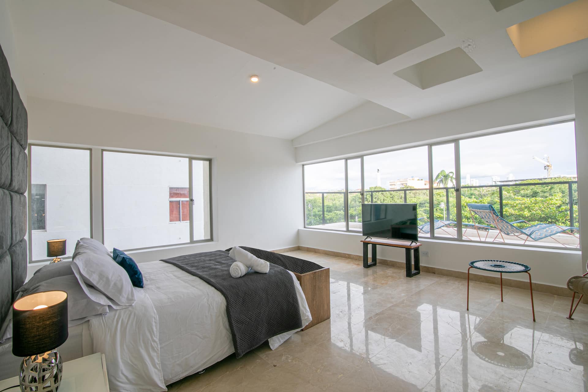 7 Bedroom Luxury Apartment with Private Pool Full Photo 10