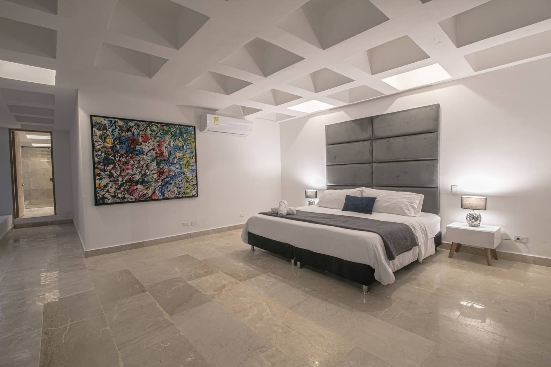 7 Bedroom Luxury Apartment with Private Pool Full Photo 11