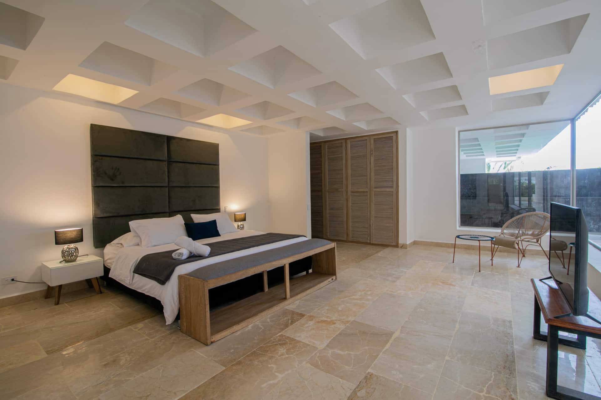 7 Bedroom Luxury Apartment with Private Pool Full Photo 12