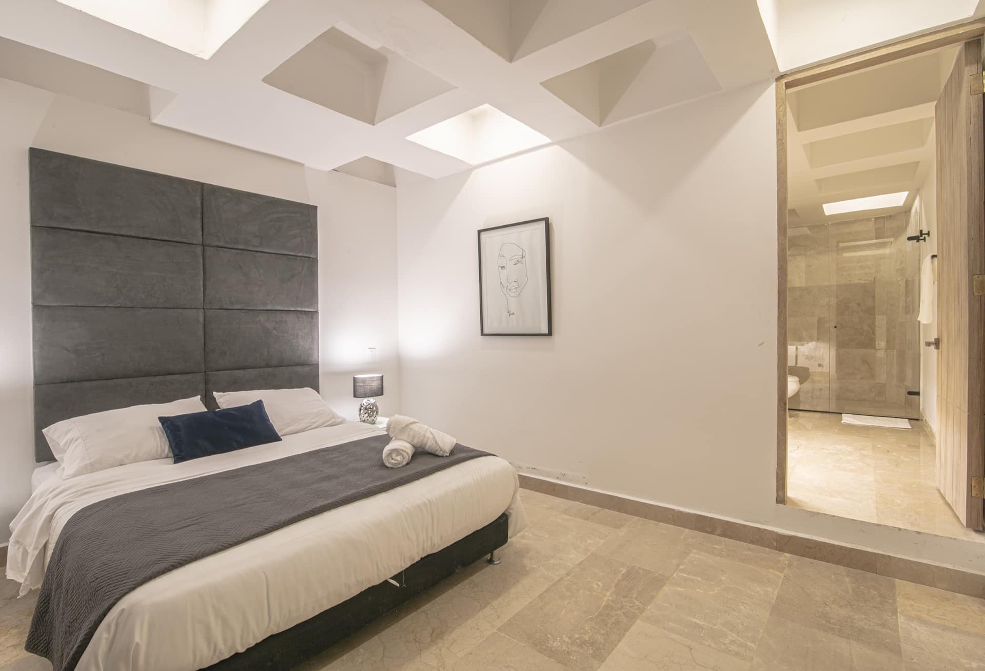 7 Bedroom Luxury Apartment with Private Pool Full Photo 16