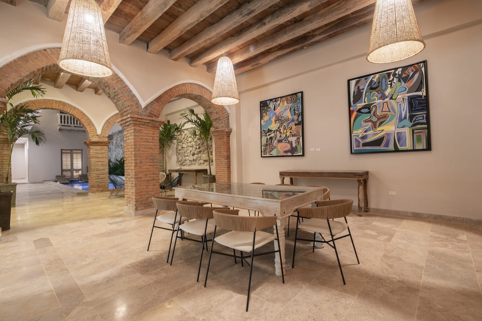 8 Bedroom Luxury Villa in Walled City Full Photo 10
