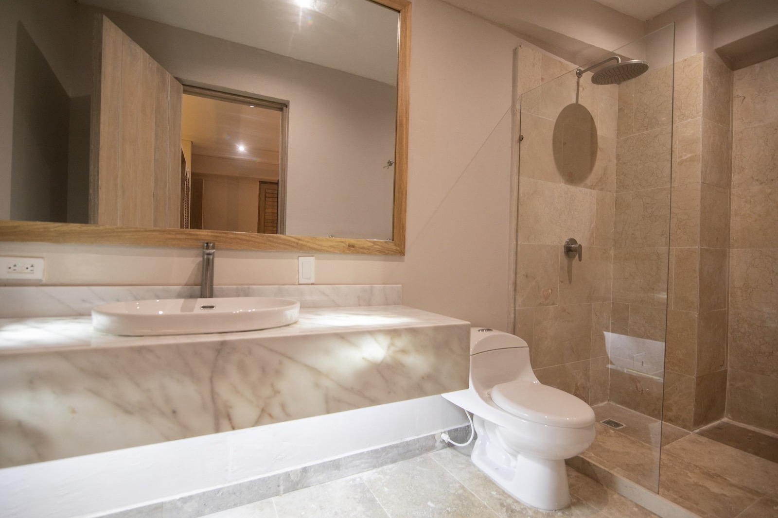 8 Bedroom Luxury Villa in Walled City Full Photo 27