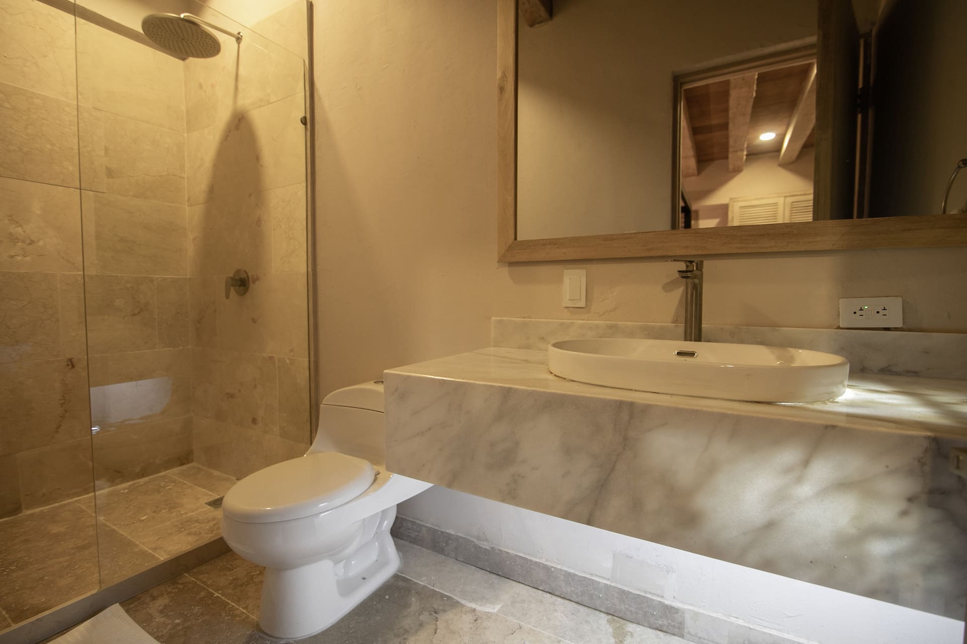 8 Bedroom Luxury Villa in Walled City Full Photo 29